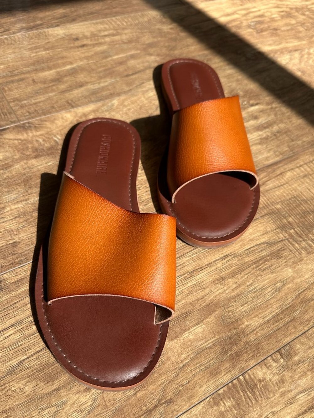 Cushionaire Carly One Band Vegan Leather Slip on Sandals Women's Size 8.5